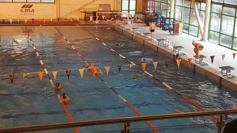 Galatasaray Ergun Gürsoy Olimpik Yüzme Havuzu — Yüzme Havuzları, Üsküdar · fotoğraf 4