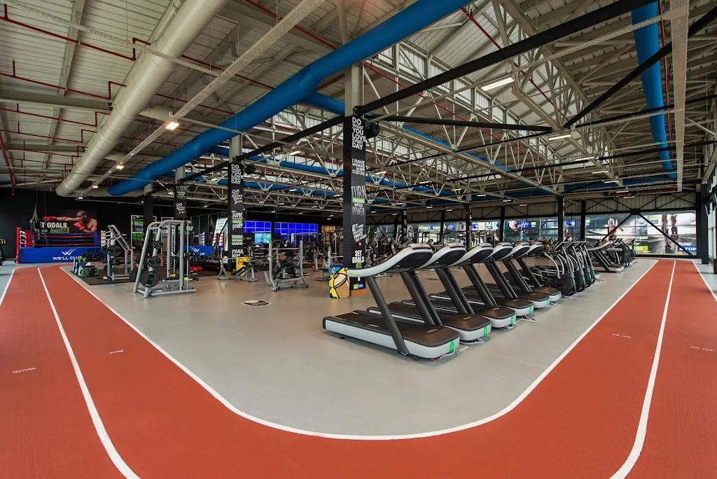Well Club Spor ve Yaşam Merkezi — Yüzme Havuzları, Ümraniye · fotoğraf 1