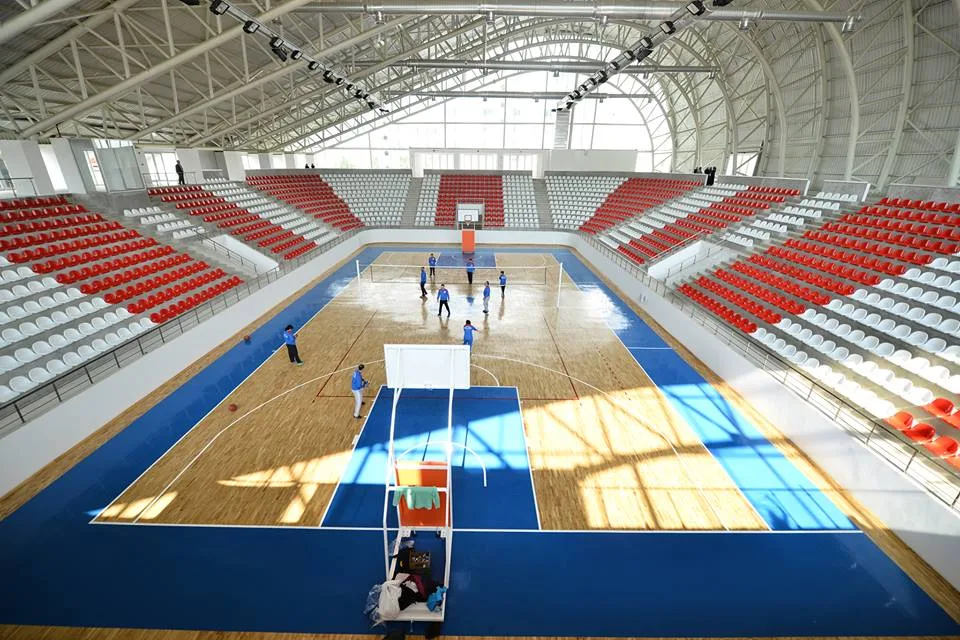İ.B.B. Taha Akgül Spor Kompleksi — Yüzme Havuzları, Sancaktepe · fotoğraf 1