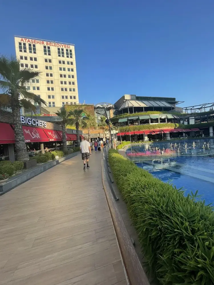 MACFit Watergarden — Yüzme Havuzları, Ataşehir · fotoğraf 3
