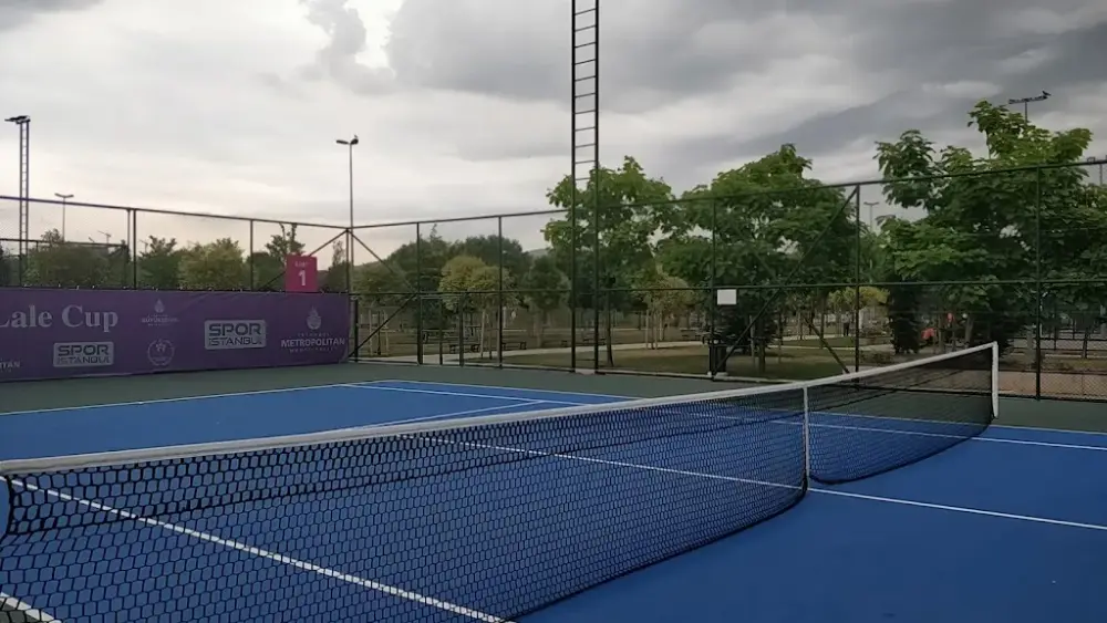 İstanbul Büyükşehir Belediyesi Maltepe Spor Tesisleri — Yüzme Havuzları, Maltepe · fotoğraf 2