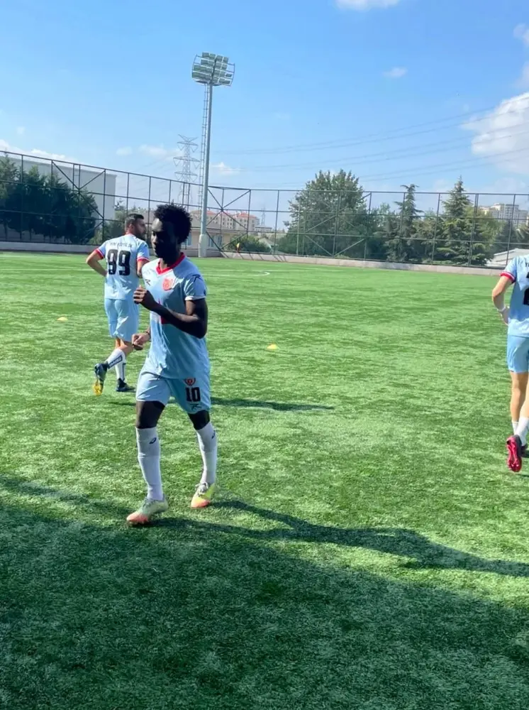 İBB Bayrampaşa Hidayet Türkoğlu Spor Kompleksi — Yüzme Havuzları, Bayrampaşa · fotoğraf 2