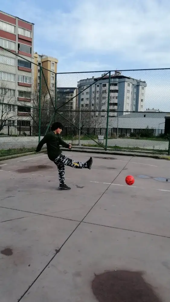 Hamidiye Yüzme Havuzu ve Spor Kompleksi — Yüzme Havuzları, Kağıthane · fotoğraf 4