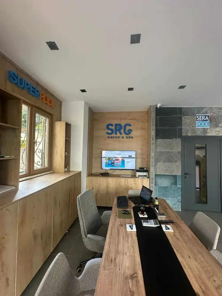 SRC HAVUZ — Yüzme Havuzları, Kağıthane · fotoğraf 4