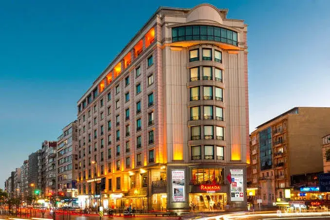 Nişantaşı Yüzme Kursu - Teo Sport — Yüzme Havuzları, Şişli · fotoğraf 3