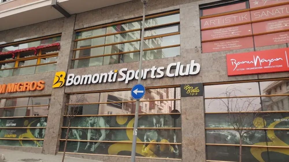 BOMONTİ SPORTS CLUB — Yüzme Havuzları, Şişli · fotoğraf 3