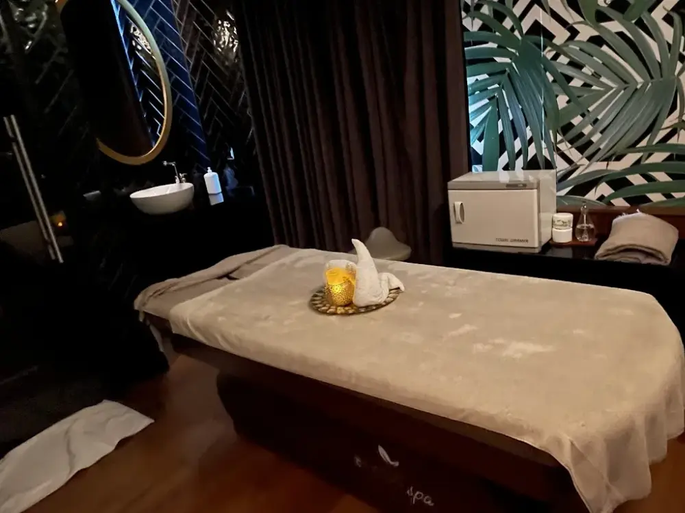 Beatus Spa Ramada Plaza — Yüzme Havuzları, Şişli · fotoğraf 2