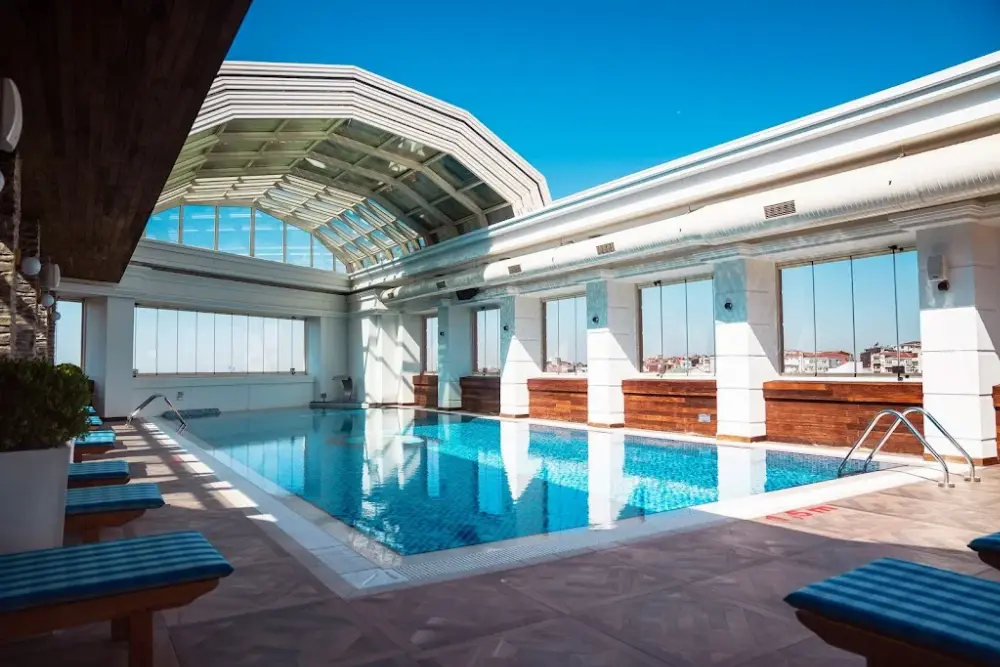 Beatus Spa Ramada Plaza — Yüzme Havuzları, Şişli · fotoğraf 3