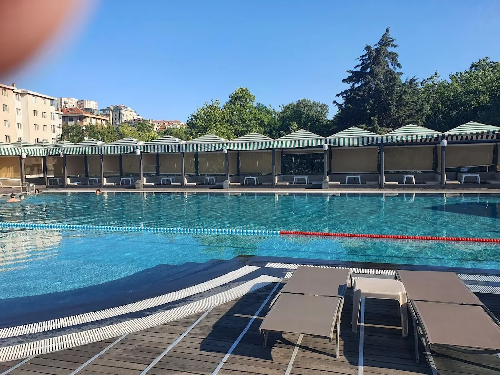 Clubsporium - Akatlar — Yüzme Havuzları, Beşiktaş · fotoğraf 1