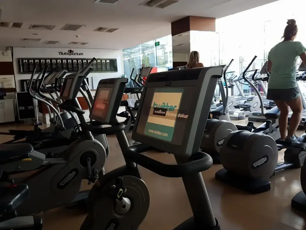 Clubsporium - Akatlar — Yüzme Havuzları, Beşiktaş · fotoğraf 3