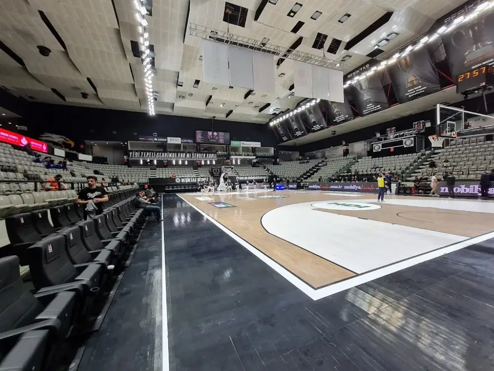 Beşiktaş Fibabanka Spor Kompleksi — Yüzme Havuzları, Beşiktaş · fotoğraf 2