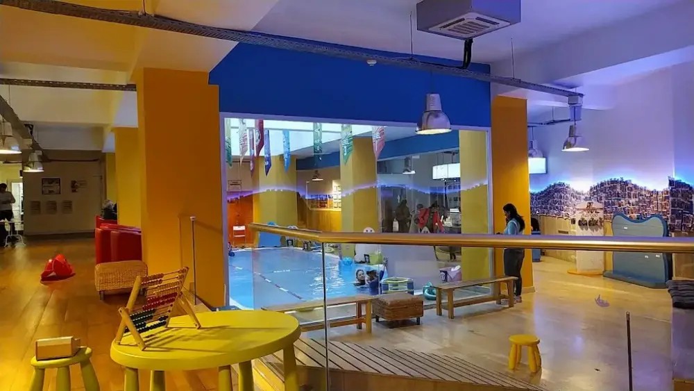Aqua-Tots Etiler Bebek ve Çocuk Yüzme Kursu — Yüzme Havuzları, Beşiktaş · fotoğraf 3