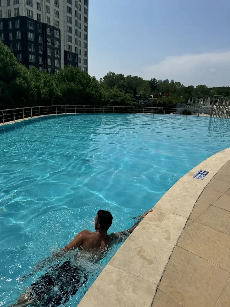Swim Right Yüzme Kursu İstanbul / Swimming Coach — Yüzme Havuzları, Beşiktaş · fotoğraf 2