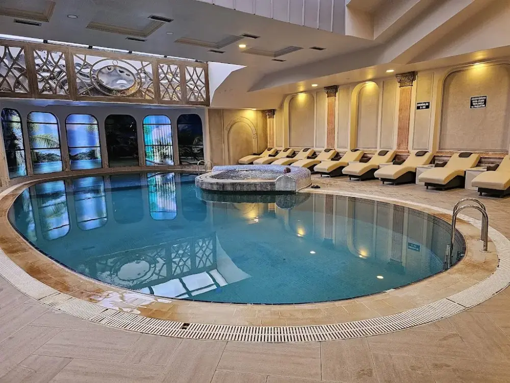 Flowers Health Club — Yüzme Havuzları, Bakırköy · fotoğraf 2