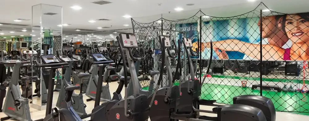 Coliseum Sports & Life Sarıyer — Yüzme Havuzları, Sarıyer · fotoğraf 2