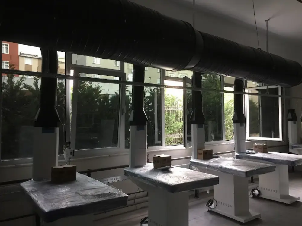 15 Temmuz Semt Yüzme Havuzu — Yüzme Havuzları, Bağcılar · fotoğraf 3