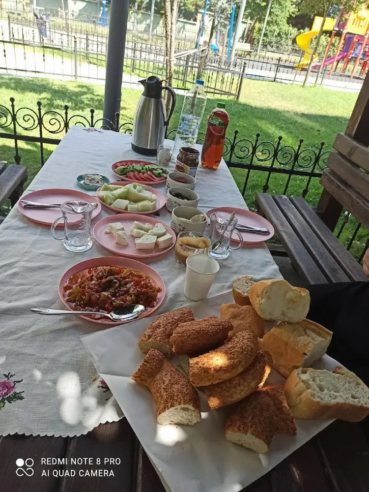 Demirkapı Semt Havuzu — Yüzme Havuzları, Bağcılar · fotoğraf 3