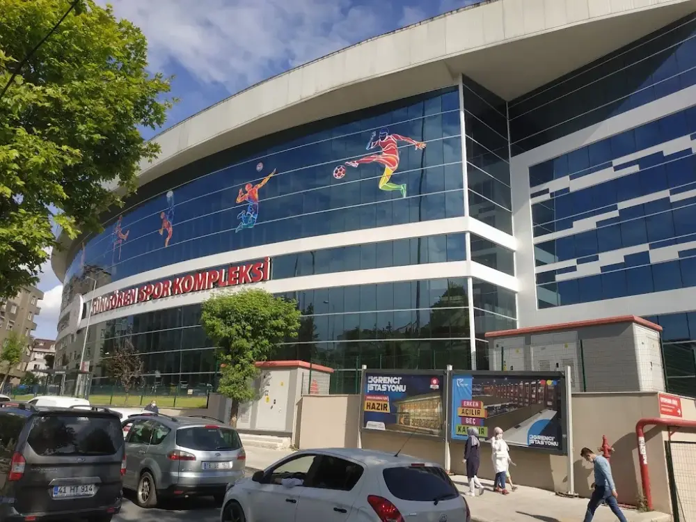Güngören Spor Kompleksi Ve Stadı — Yüzme Havuzları, Güngören · fotoğraf 2