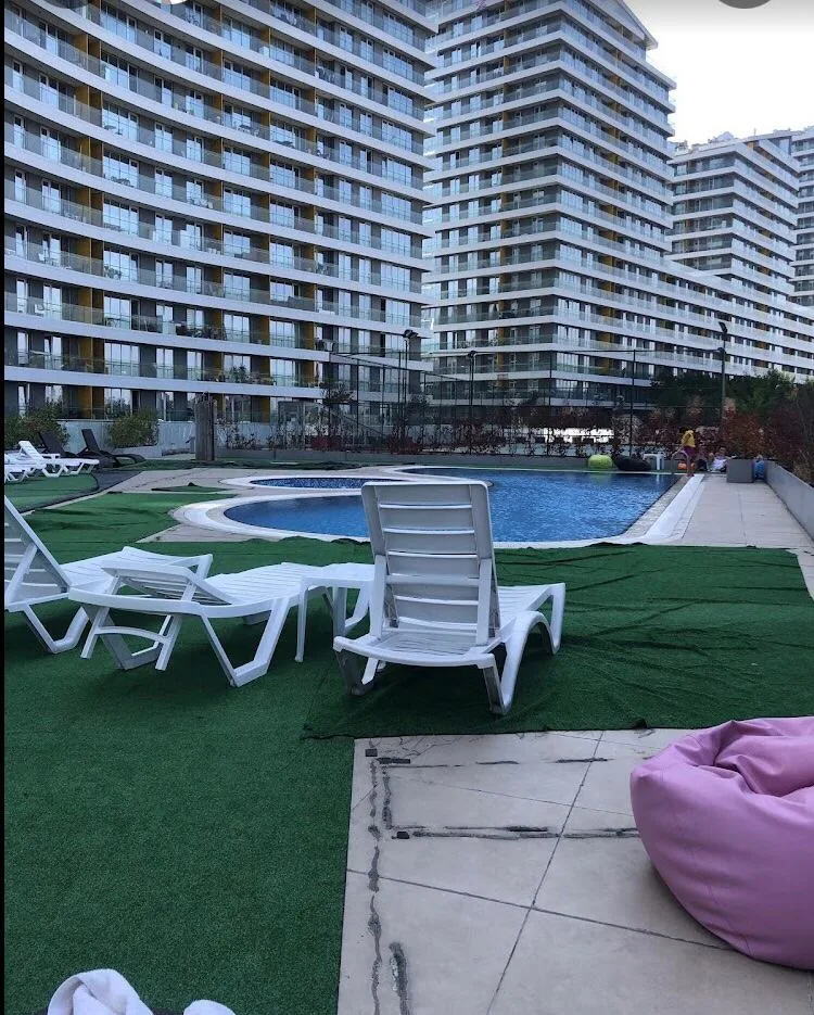 BOON CLUB GYM SPA WELLNESS BATIŞEHİR SPOR SPA MERKEZİ — Yüzme Havuzları, Bağcılar · fotoğraf 1
