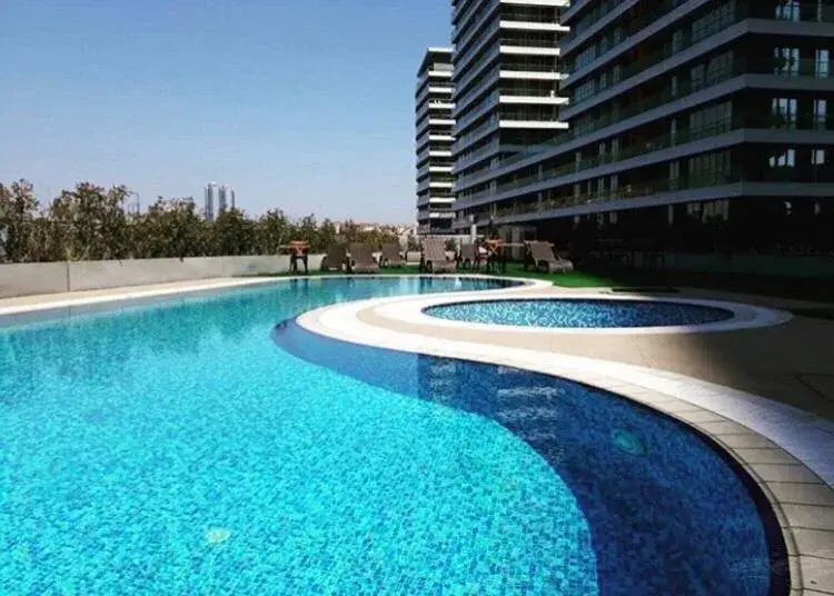 BOON CLUB GYM SPA WELLNESS BATIŞEHİR SPOR SPA MERKEZİ — Yüzme Havuzları, Bağcılar · fotoğraf 2