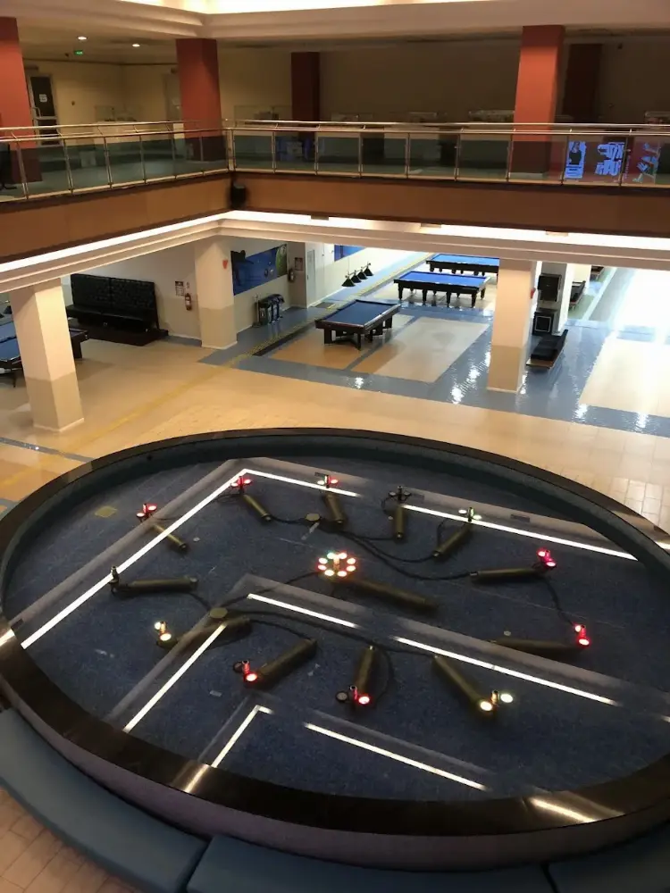 Siyavuşpaşa Kültür ve Spor Kompleksi — Yüzme Havuzları, Bahçelievler · fotoğraf 4