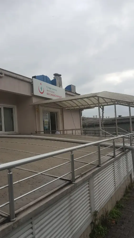 Fevzi Şeker Spor Kompleksi — Yüzme Havuzları, Bahçelievler · fotoğraf 4