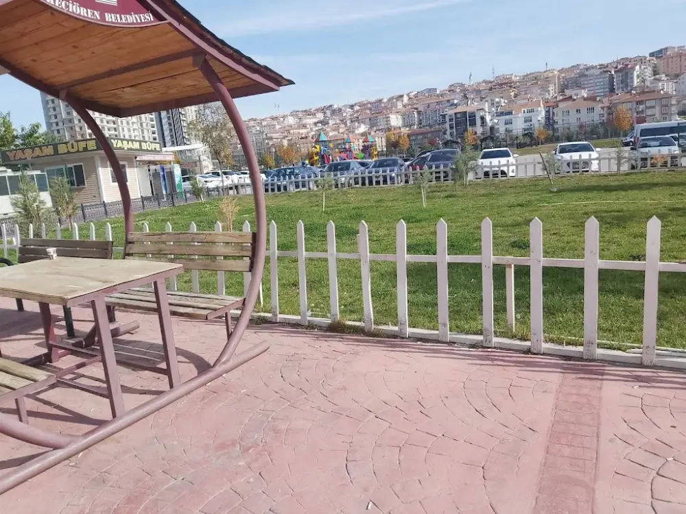 TAHA AKGÜL SPOR MERKEZİ — Yüzme Havuzları, Bahçelievler · fotoğraf 2