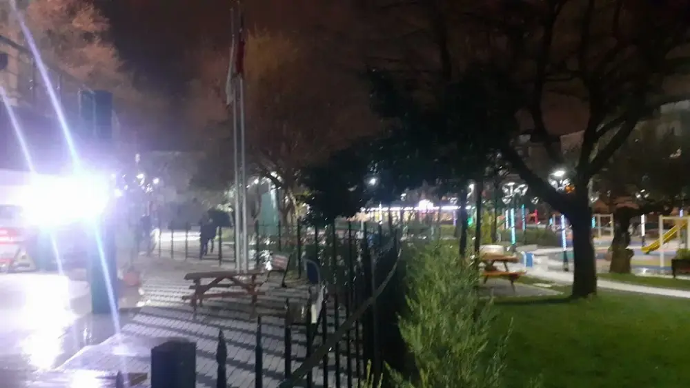 Zafer Semt Havuzu — Yüzme Havuzları, Bahçelievler · fotoğraf 2