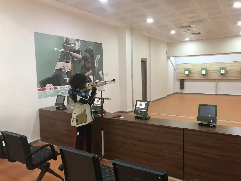 Bahçelievler Engelliler Spor Salonu — Yüzme Havuzları, Bahçelievler · fotoğraf 2