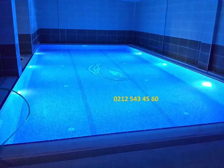 Bakırköy Havuzlu Hamam — Yüzme Havuzları, Bakırköy · fotoğraf 1