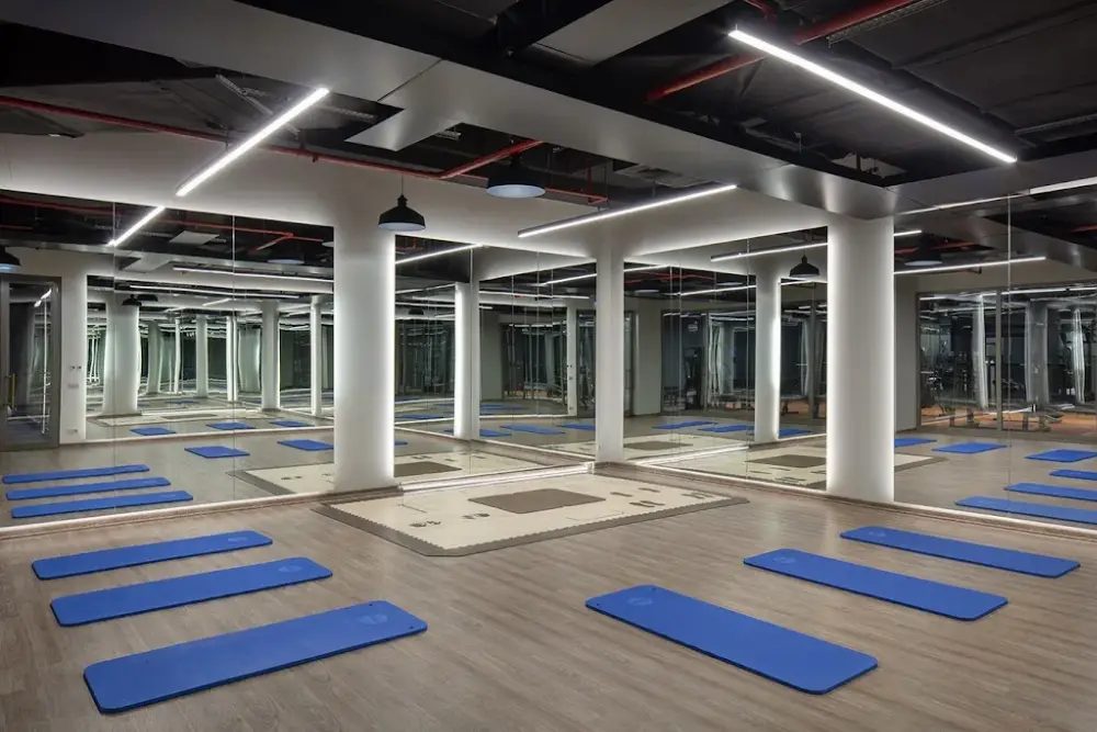 Lifelong Health Club — Yüzme Havuzları, Bakırköy · fotoğraf 3
