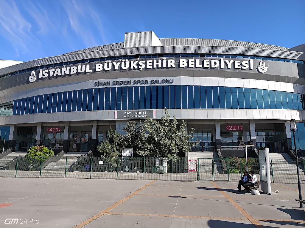 İBB Sinan Erdem Spor Salonu