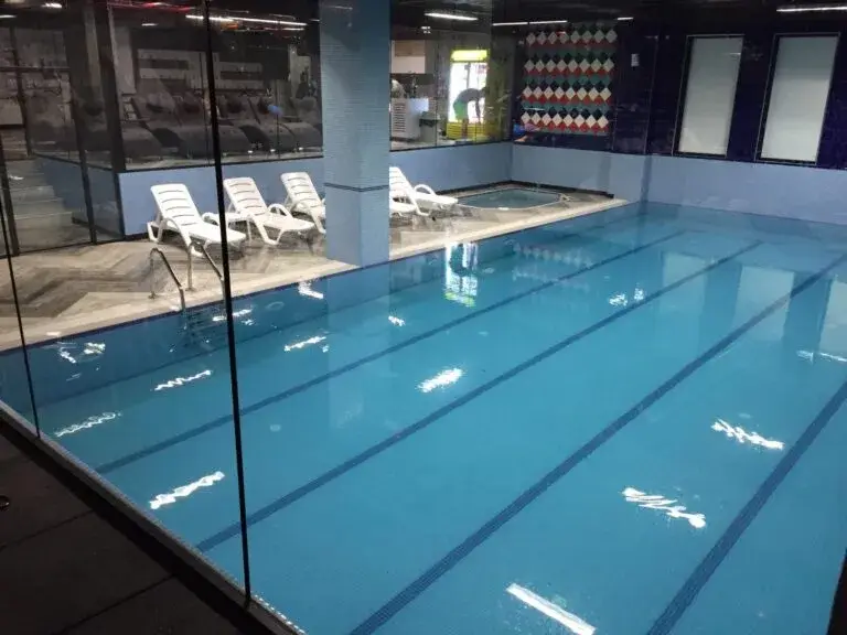 Beylikdüzü Spa Ve Fitness Merkezi — Yüzme Havuzları, Beylikdüzü · fotoğraf 2