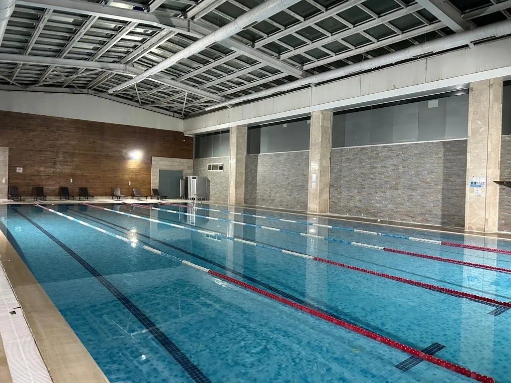 Fitpark Fitness & Spa — Yüzme Havuzları, Beylikdüzü · fotoğraf 1