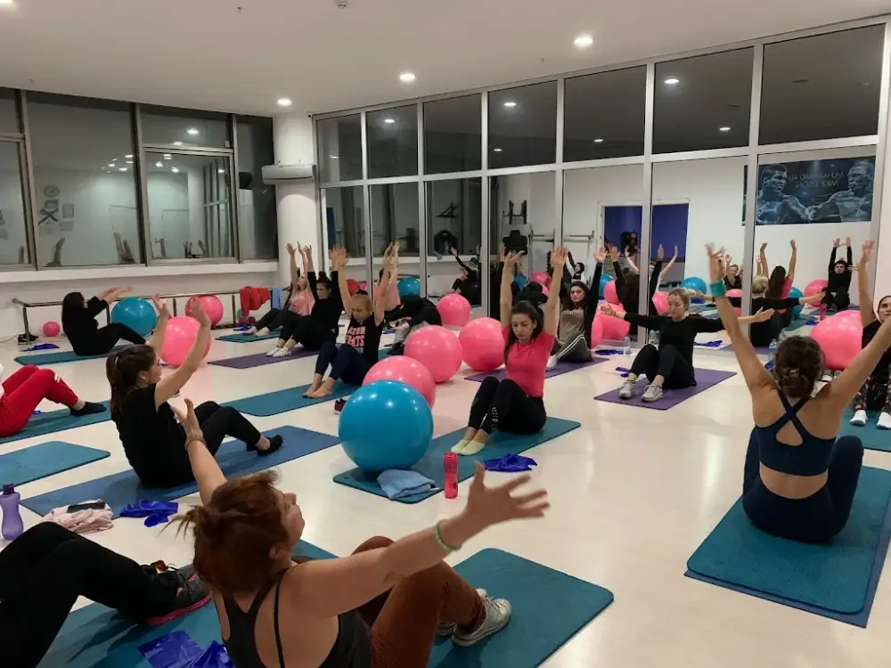 The GYM A+ Fitness & Spa — Yüzme Havuzları, Esenyurt · fotoğraf 3