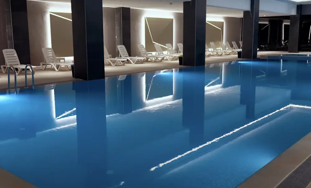 Iron Gym Health Club — Yüzme Havuzları, Beylikdüzü · fotoğraf 2
