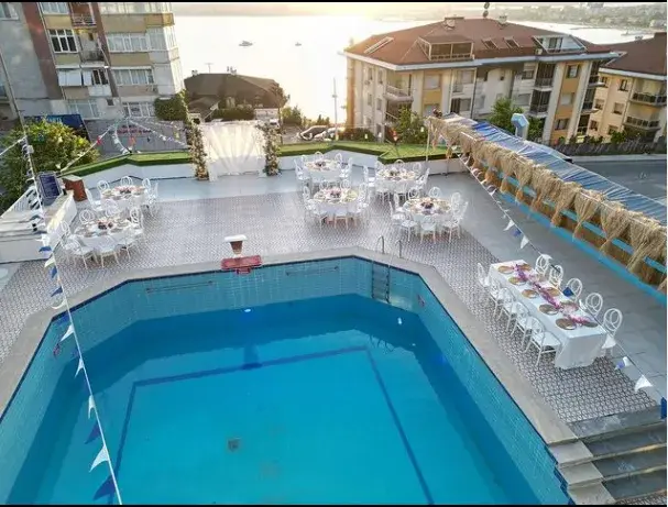 Pool Time Cafe & Yüzme Havuzu — Yüzme Havuzları, Büyükçekmece · fotoğraf 2
