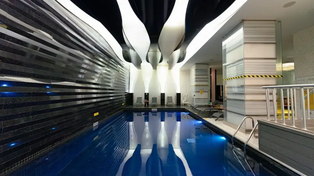 Qualia Spa & Fitness Radisson Blu hotel Pera ( Massage & Turkish bath hammam ) — Yüzme Havuzları, Beyoğlu · fotoğraf 2