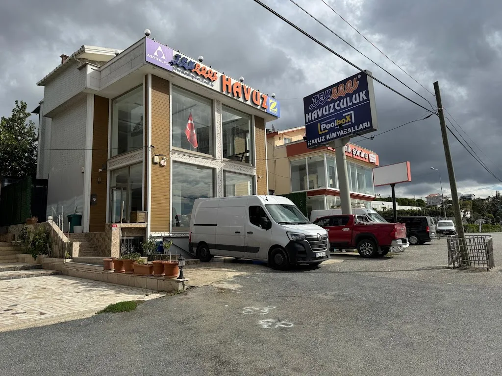 Tekpool Havuzculuk — Yüzme Havuzları, Büyükçekmece · fotoğraf 1