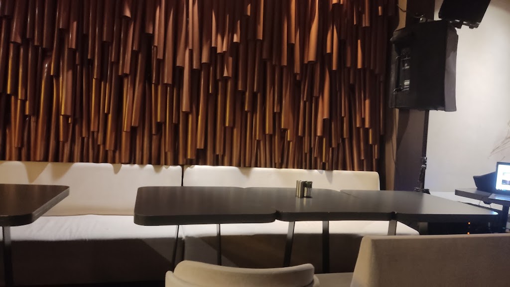 Athyra Lounge & Sports