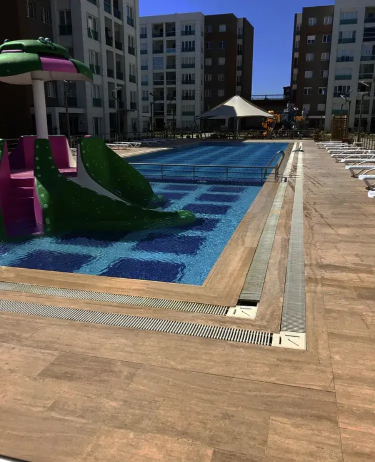 Silivri Yüksel Havuz Yapımı Bakım ve Tamirat — Yüzme Havuzları, Silivri · fotoğraf 2