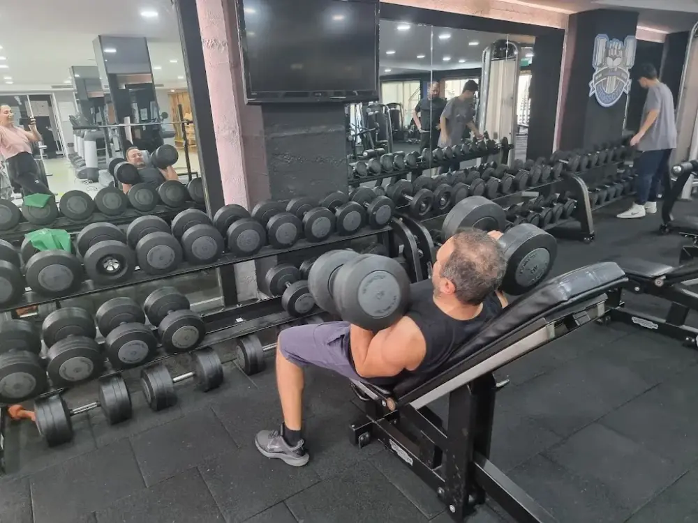 La Delmare Sports & Spa — Yüzme Havuzları, Çekmeköy · fotoğraf 4
