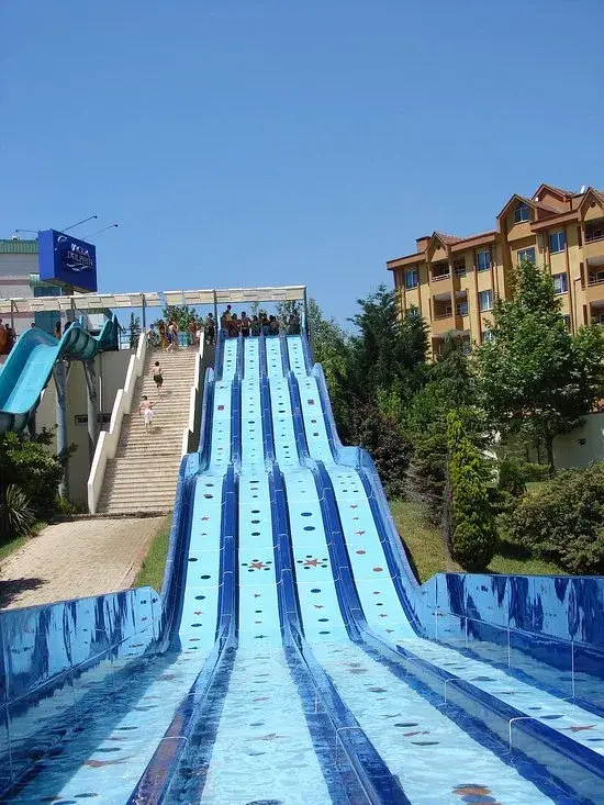 Aqua Club Dolphin — Yüzme Havuzları, Esenyurt · fotoğraf 2