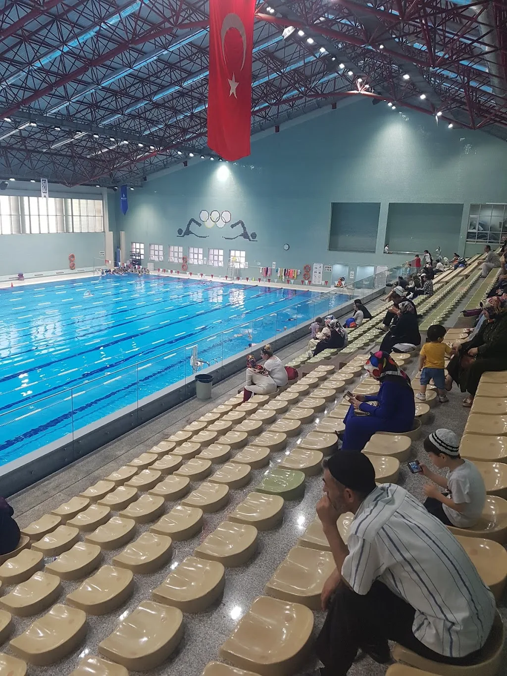 Spor İstanbul — Yüzme Havuzları, Fatih · fotoğraf 1