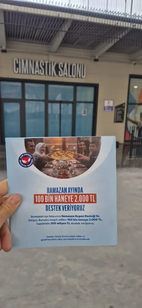 Gaziosmanpaşa Spor kompleksi — Yüzme Havuzları, Gaziosmanpaşa · fotoğraf 3