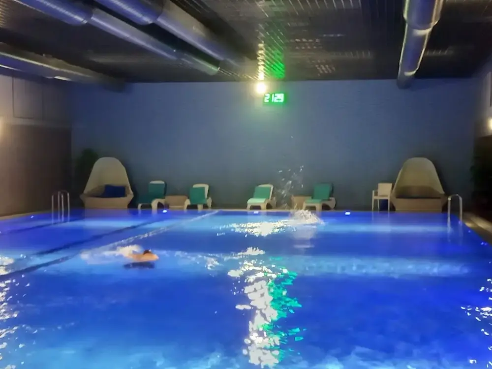 Essenora Fitness & Spa — Yüzme Havuzları, Gaziosmanpaşa · fotoğraf 2