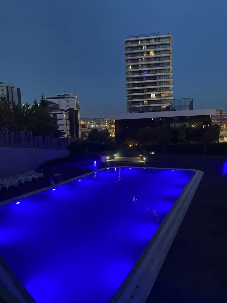 Gym City Spor ve Yaşam Merkezi — Yüzme Havuzları, Güngören · fotoğraf 4