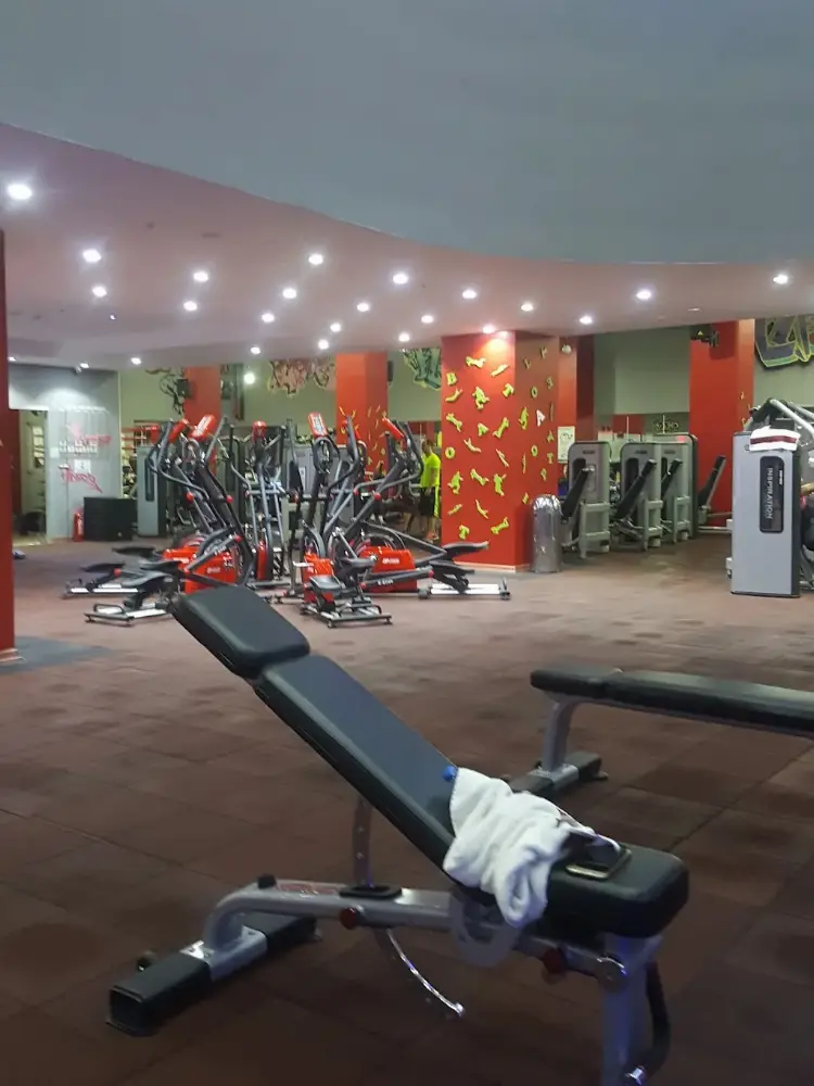 GYM City — Yüzme Havuzları, Güngören · fotoğraf 4