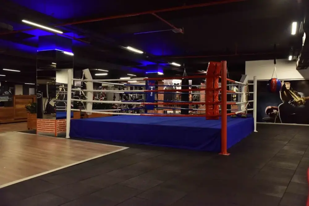 Fit216 Sports Club & SPA — Yüzme Havuzları, Kadıköy · fotoğraf 4