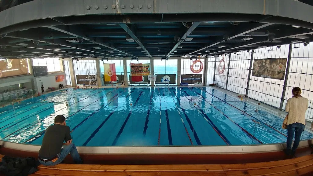 Gs Havuzu Kalamış — Yüzme Havuzları, Kadıköy · fotoğraf 1